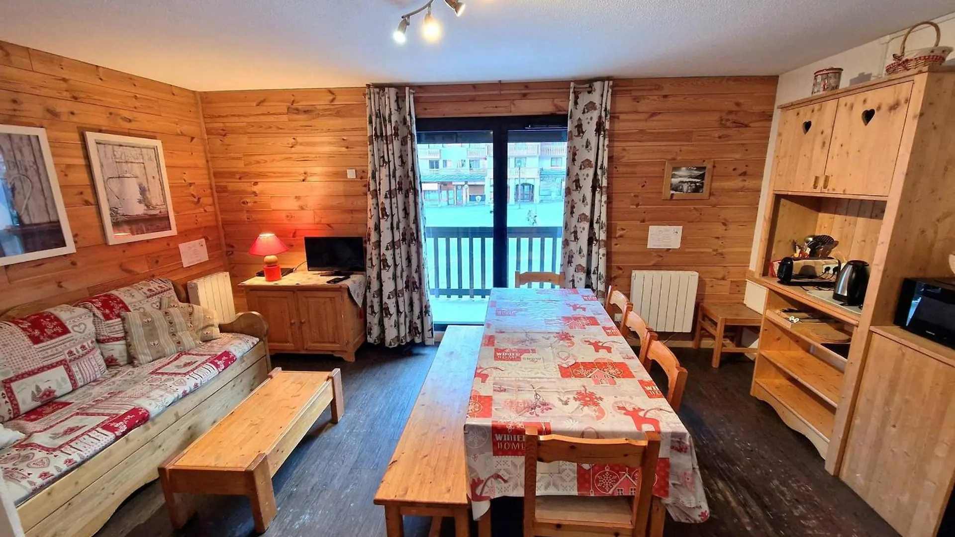 2 Pieces+Cabine, 6-8 Pers, 42M², Coeur Station, Pres Pistes, Tv, Dvd - Fr-1-265-220 Valfrejus